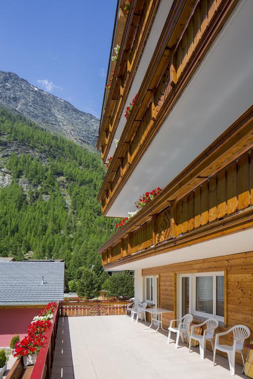Wellness- Und Schneesporthotel Christiania Saas-Almagell Zewnętrze zdjęcie