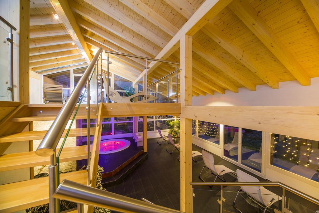 Wellness- Und Schneesporthotel Christiania Saas-Almagell Zewnętrze zdjęcie
