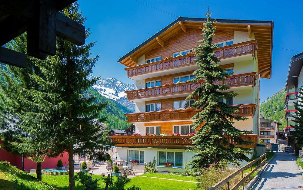 Wellness- Und Schneesporthotel Christiania Saas-Almagell Zewnętrze zdjęcie