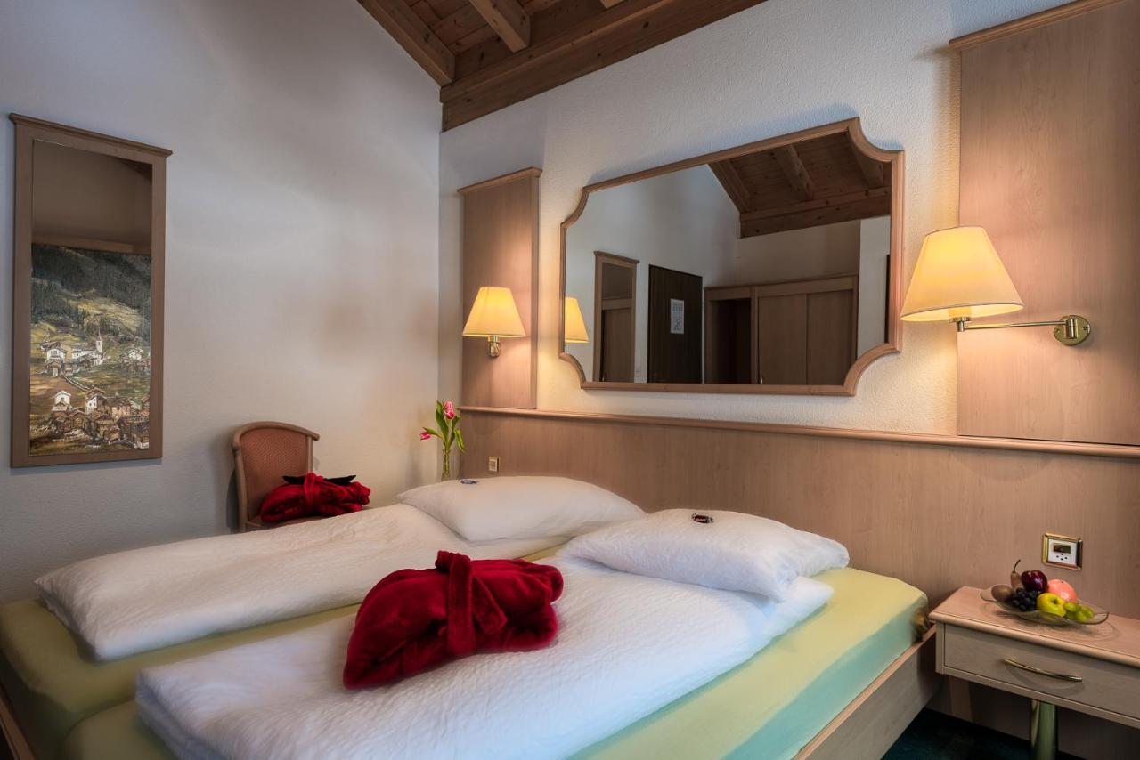 Wellness- Und Schneesporthotel Christiania Saas-Almagell Zewnętrze zdjęcie