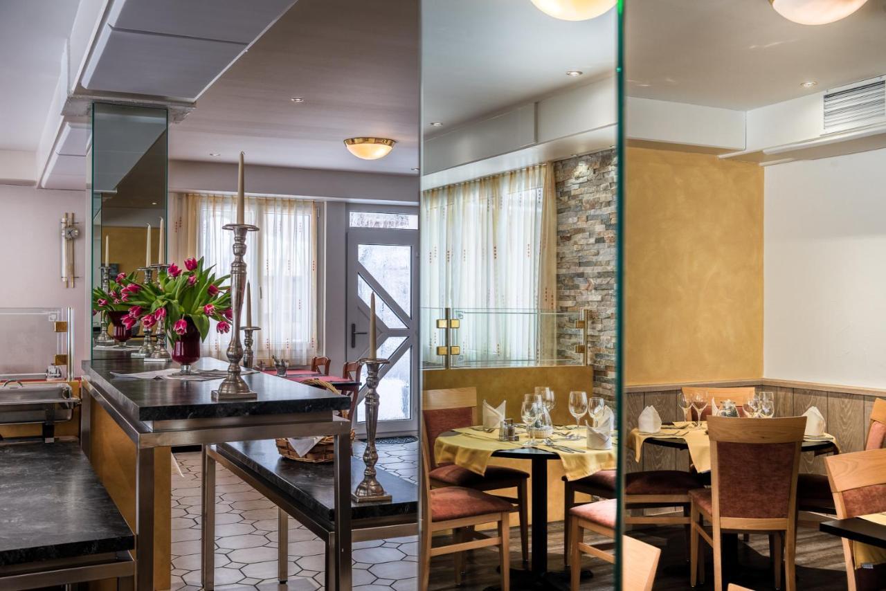 Wellness- Und Schneesporthotel Christiania Saas-Almagell Zewnętrze zdjęcie