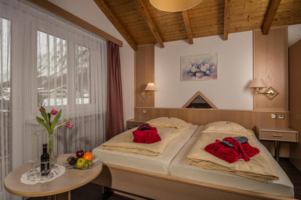 Wellness- Und Schneesporthotel Christiania Saas-Almagell Zewnętrze zdjęcie